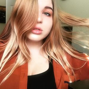 Meet your Posher, Shea